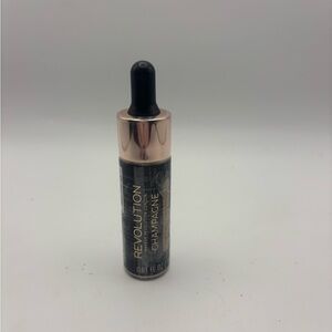 Revolution Champagne Glow Liquid Highlighter